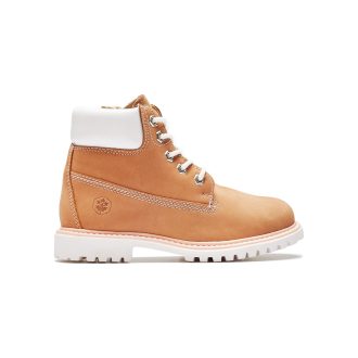 Как подобрать обувь для подростка: модные и практичные решения