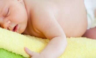 Марлевые подгузники для новорождённых: как сшить и использовать, а также подгузники из мадаполама и других тканей видео и фото