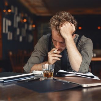 Вывод из запоя: эффективные способы и рекомендации