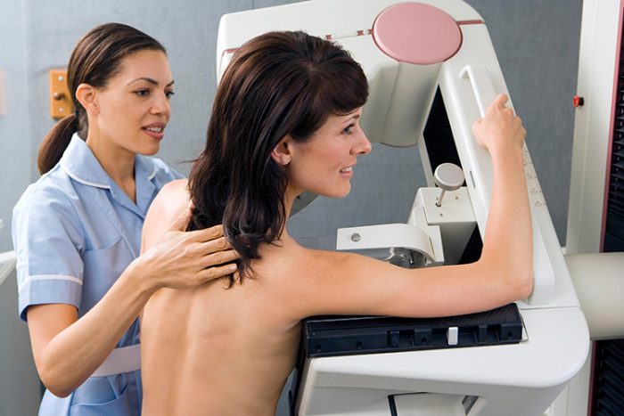 Как часто нужно посещать маммолога и какие заболевания он поможет выявить?