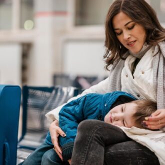 Рождение ребенка за границей: что нужно знать