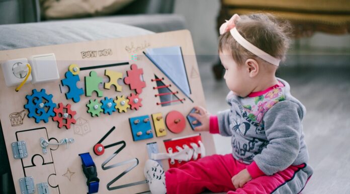 Идеи полезных новогодних подарков для малышей