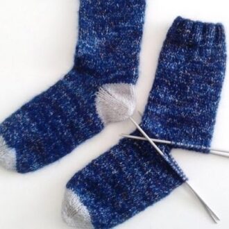 Какая пряжа для носков самая лучшая с учетом особенностей вязания и практичности