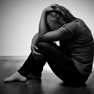 Как справиться с обидой: советы психологов