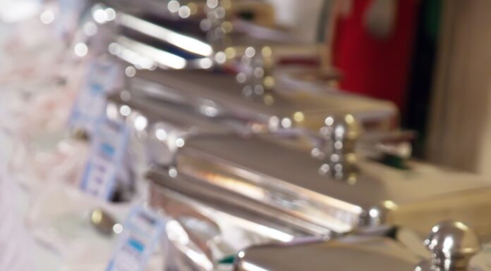 Плюсы использования нержавеющих гастроемкостей в ресторанном бизнесе