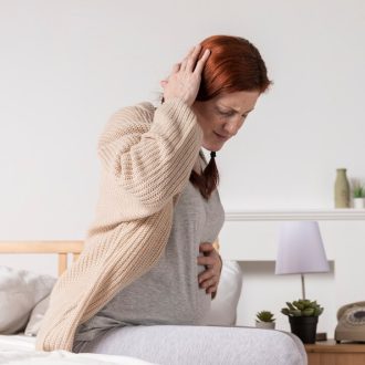 Влияние курения на беременность: последствия и рекомендации https://ru.freepik.com/free-photo/side-view-pregnant-woman-with-headache_6935641.htm#fromView=search&page=1&position=8&uuid=399a10ae-4235-4a44-b53c-de2a0e3deb88