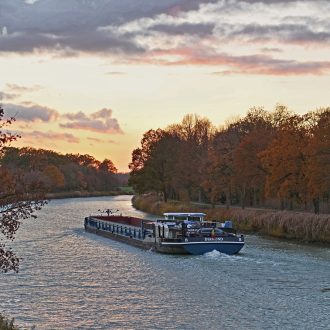 Круизы на теплоходе в России: особенности, популярность и разновидности