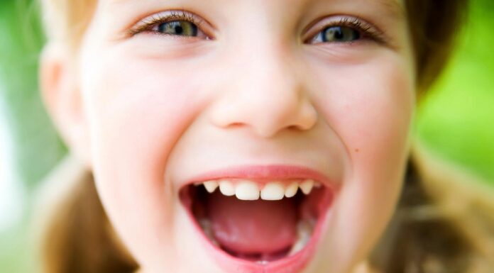 Лечение зубов детям во сне