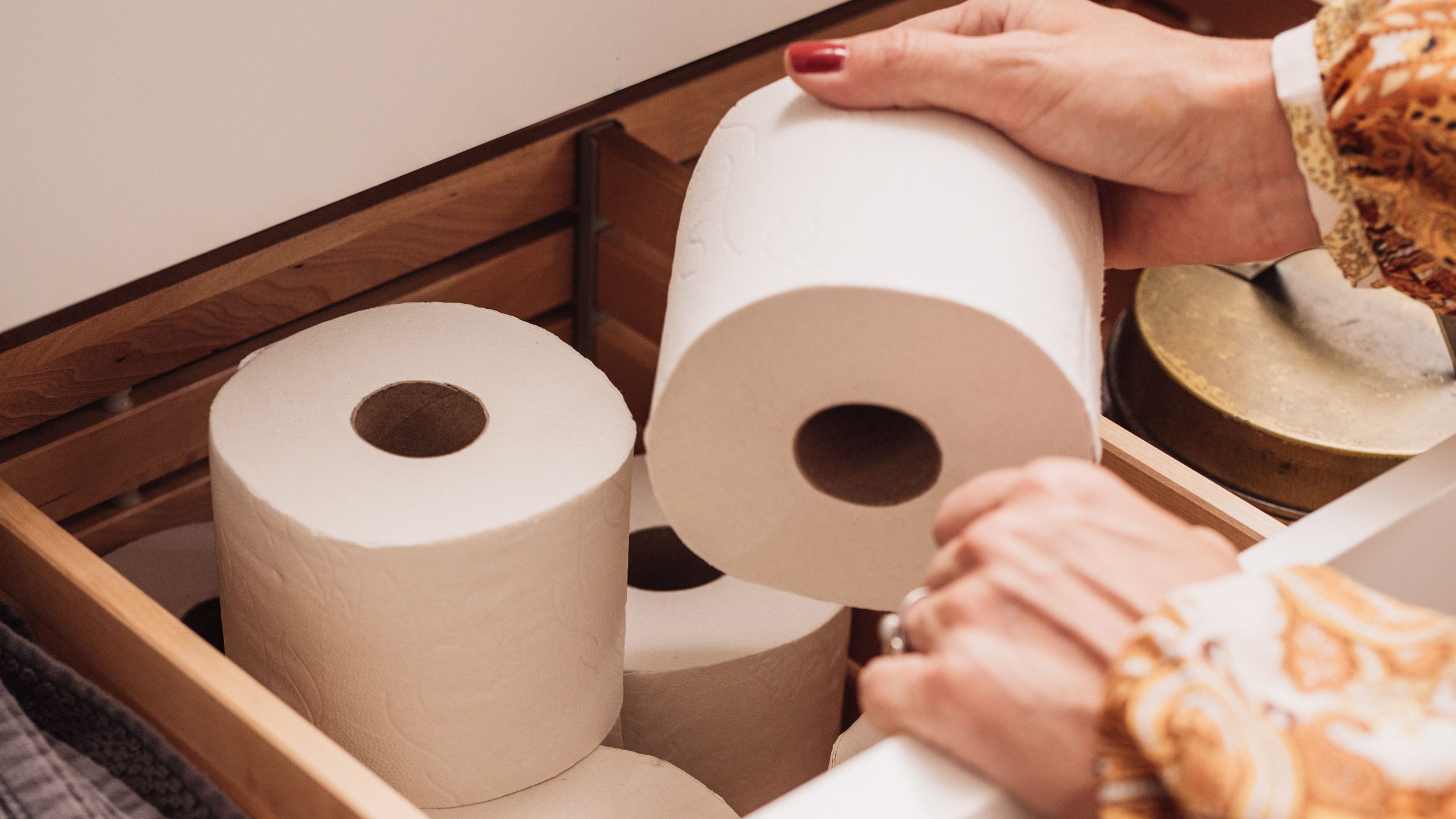Почему важно покупать мягкую, комфортную туалетную бумагу?