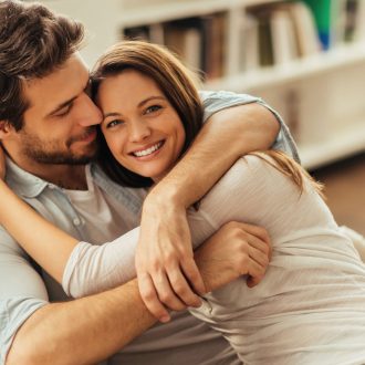 Какие черты характера привлекают мужчину в женщине: мнение психологов