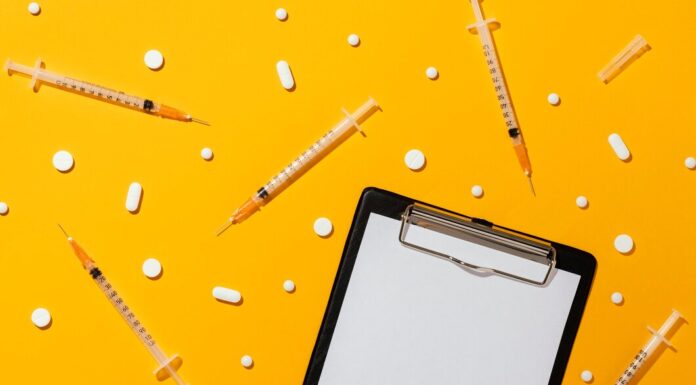 Лечение зависимости в наркологии: чем хороша помощь врачей