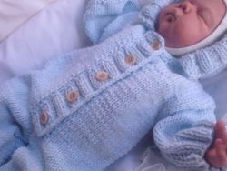 Вязание спицами для новорожденных детей, вязаные вещи для младенцев