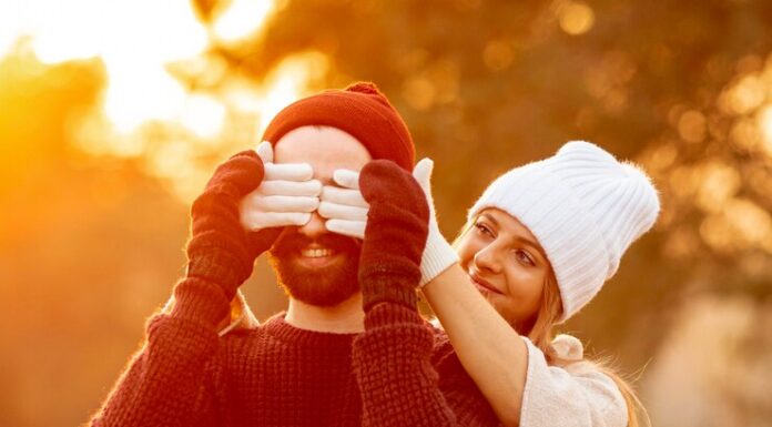 Признание в любви парню: оригинальные идеи и способы выразить искренние чувства без банальностей