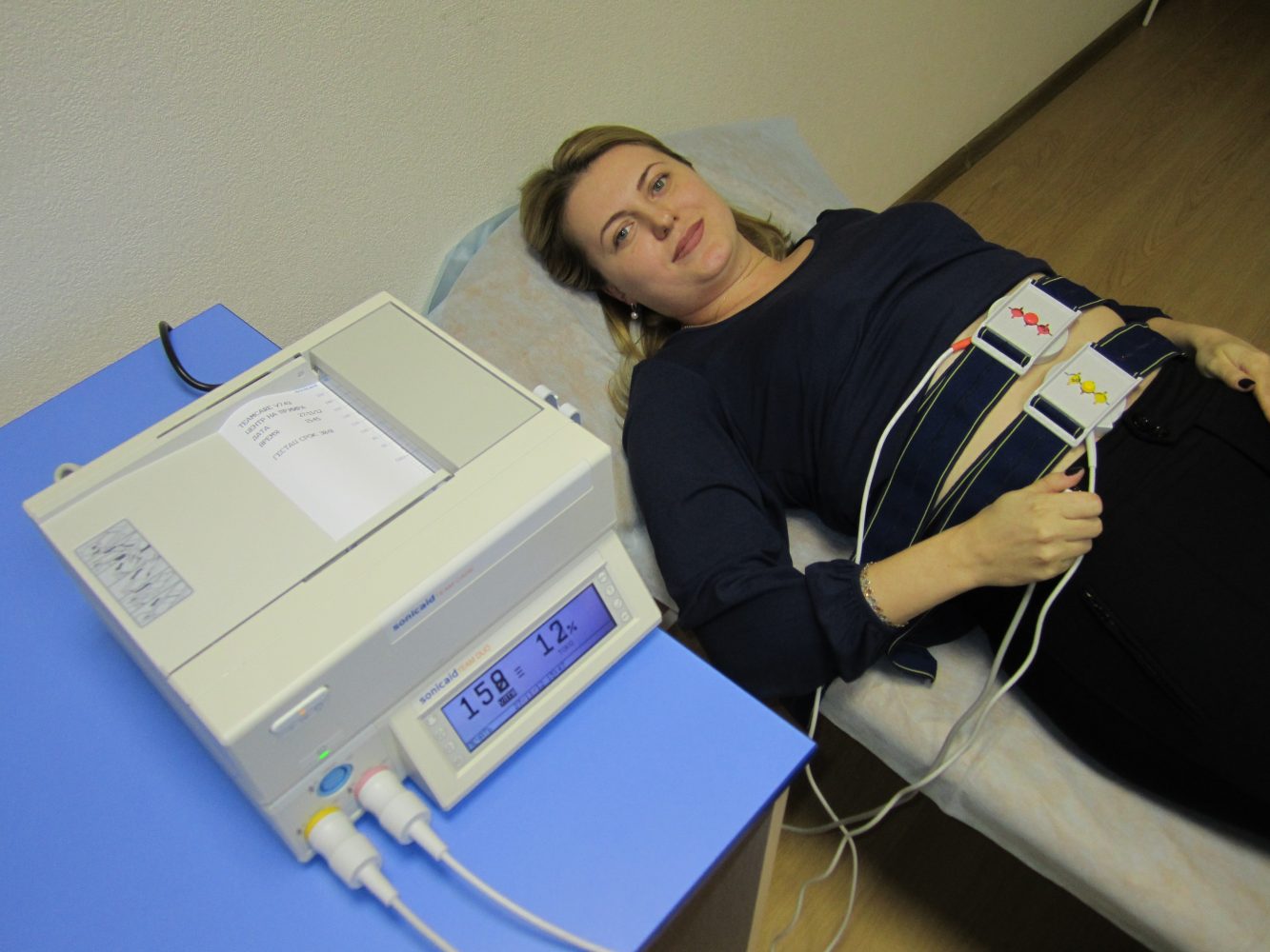 Для чего проводят КТГ плода при беременности и как расшифровать результаты?